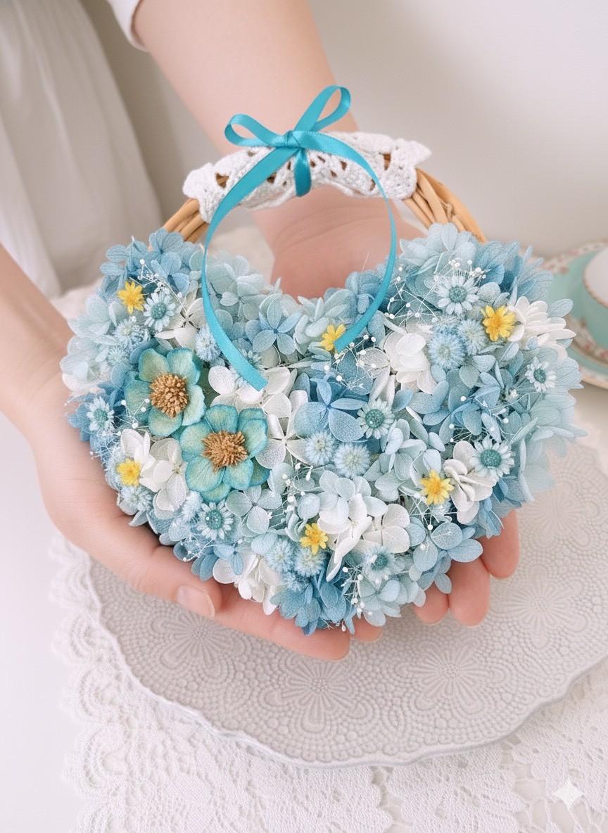 【オーダー作品】アネモネと紫陽花のハートのリース 小 ブルー 水色 お見舞い用 プレゼント ギフト 可愛い